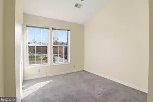 6203 Abbottsbury Row, Alexandria, VA 22315 - Photo 14
