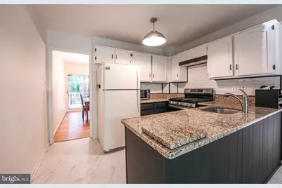 4908 Sauquoit Lane, Annandale, VA 22003 - Photo 10