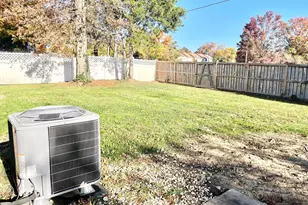 1306 Mistyvale St, Herndon, VA 20170 - Photo 26