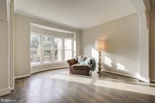 710 Parrish Farm Ln, Great Falls, VA 22066 - Photo 6