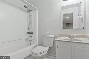 7865 Parthian Ct, Springfield, VA 22153 - Photo 28