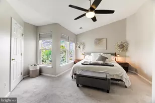 2520 Banshire Dr, Herndon, VA 20171 - Photo 32