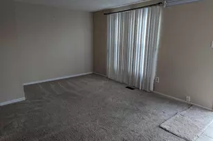 9119 Aspenpark Ct, Lorton, VA 22079 - Photo 14