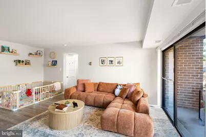 9728 Kingsbridge Drive #302, Fairfax, VA 22031 - Photo 2