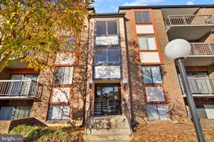 9728 Kingsbridge Dr, Fairfax, VA 22031 - Photo 1