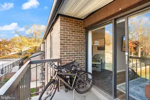 9728 Kingsbridge Dr, Fairfax, VA 22031 - Photo 34