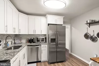 9728 Kingsbridge Drive #302, Fairfax, VA 22031 - Photo 12