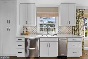 1101 Gatewood Dr, Alexandria, VA 22307 - Photo 24