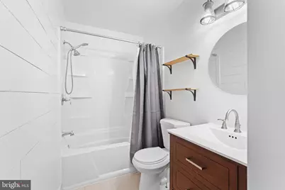 2716 Glengyle Drive, Vienna, VA 22181 - Photo 32