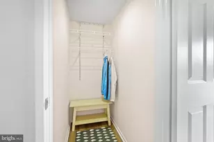 2716 Glengyle Dr, Vienna, VA 22181 - Photo 20