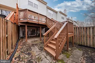 14171 Autumn Cir, Centreville, VA 20121 - Photo 4