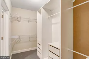 9523 Bastille St, Fairfax, VA 22031 - Photo 36