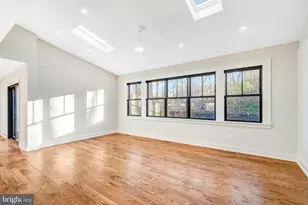 5921 Chesterbrook Rd, McLean, VA 22101 - Photo 12