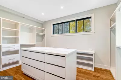 5921 Chesterbrook Road, McLean, VA 22101 - Photo 34