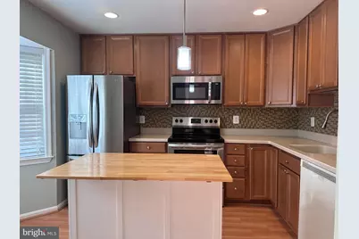 5832 First Landing Way #137, Burke, VA 22015 - Photo 6