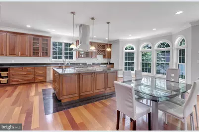 6529 Fairlawn Drive, McLean, VA 22101 - Photo 1