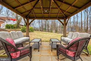 5300 Summit Dr, Fairfax, VA 22030 - Photo 28