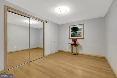 5300 Summit Drive, Fairfax, VA 22030 - Photo 22