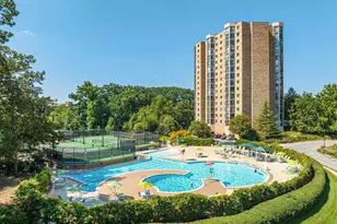 5903 Mt Eagle Dr, Alexandria, VA 22303 - Photo 4