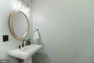 3721 Huntley Meadows Ln, Alexandria, VA 22306 - Photo 16