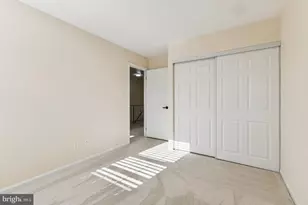 13723 Autumn Vale Ct, Chantilly, VA 20151 - Photo 22