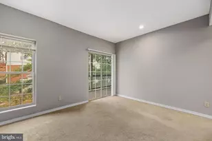 3916 Penderview Dr, Fairfax, VA 22033 - Photo 2