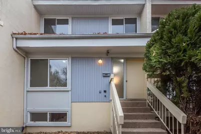 2394 Southgate Square, Reston, VA 20191 - Photo 2