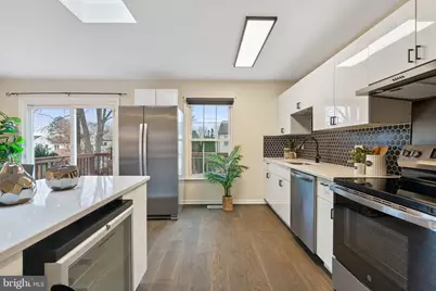 12819 Fantasia Drive, Herndon, VA 20170 - Photo 16