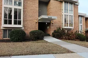 2632 Wagon Dr, Alexandria, VA 22303 - Photo 2