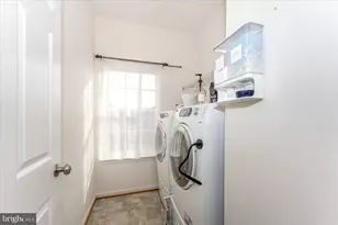 1686 Winterwood Ct, Herndon, VA 20170 - Photo 36