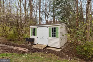 5808 Wood Laurel Ct, Burke, VA 22015 - Photo 32