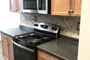 8323 Stationhouse Ct, Lorton, VA 22079 - Photo 8