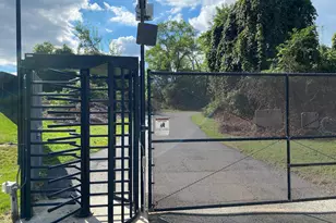 5902 Mt Eagle Dr, Alexandria, VA 22303 - Photo 14