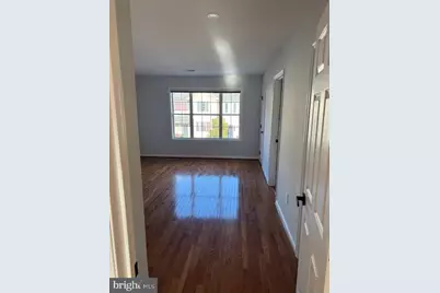 5623 Glenwood Mews Drive, Alexandria, VA 22315 - Photo 18