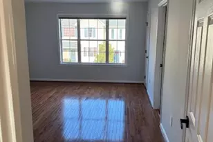 5623 Glenwood Mews Dr, Alexandria, VA 22315 - Photo 18