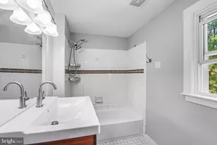 8230 Gregory Dr, Alexandria, VA 22309 - Photo 32