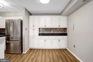 6902 Mary Caroline Cir, Alexandria, VA 22310 - Photo 12