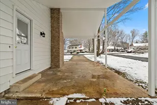 8608 Greeley Blvd, Springfield, VA 22152 - Photo 32