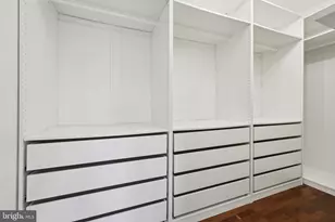 6057 Brook Dr, Falls Church, VA 22044 - Photo 24