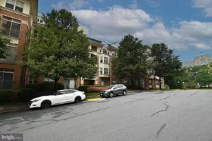 11775 Stratford House Pl, Reston, VA 20190 - Photo 2