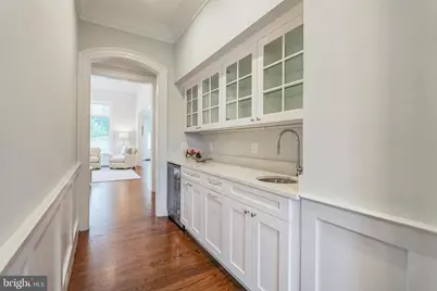 305 Old Courthouse Road NE, Vienna, VA 22180 - Photo 16