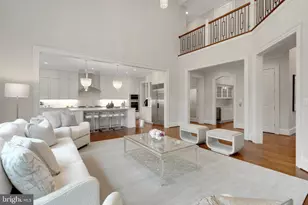 305 Old Court House Rd NE, Vienna, VA 22180 - Photo 24