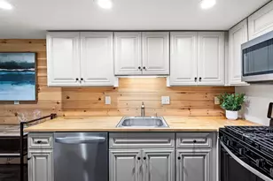 11813 Breton Ct, Reston, VA 20191 - Photo 10