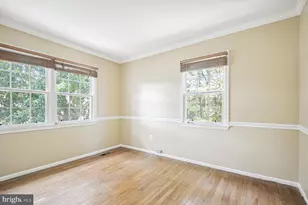 2772 Knollside Ln, Vienna, VA 22180 - Photo 10