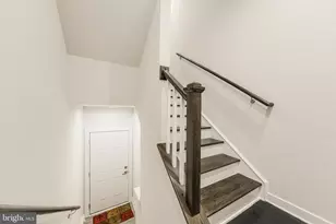 14049 Sunrise Valley Dr, Herndon, VA 20171 - Photo 4