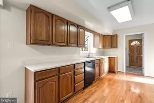 6219 Thornwood Dr, Alexandria, VA 22310 - Photo 14