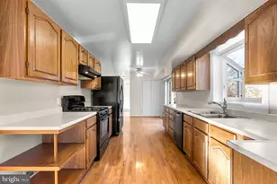 6219 Thornwood Dr, Alexandria, VA 22310 - Photo 10