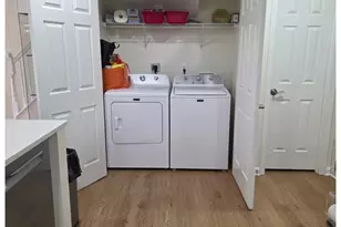 11701 Scooter Ln, Fairfax, VA 22030 - Photo 14