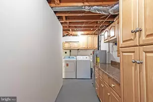 13715 Smallwood Ct, Chantilly, VA 20151 - Photo 12