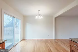 13715 Smallwood Ct, Chantilly, VA 20151 - Photo 22